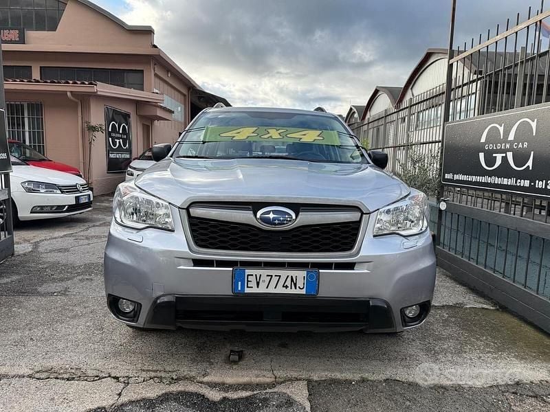 Usata Subaru Forester 147 CV (108 kW) 2014 Grigio SUV