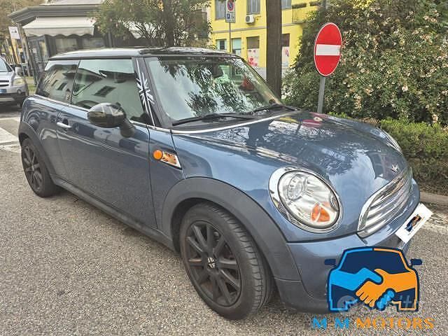 Usata Mini Cooper 122 CV (89 kW) 2011 Blu Utilitaria
