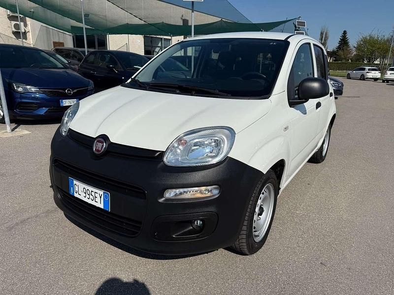 Usata Fiat Panda Pop 71 CV (52 kW) 2022 Bianco Utilitaria