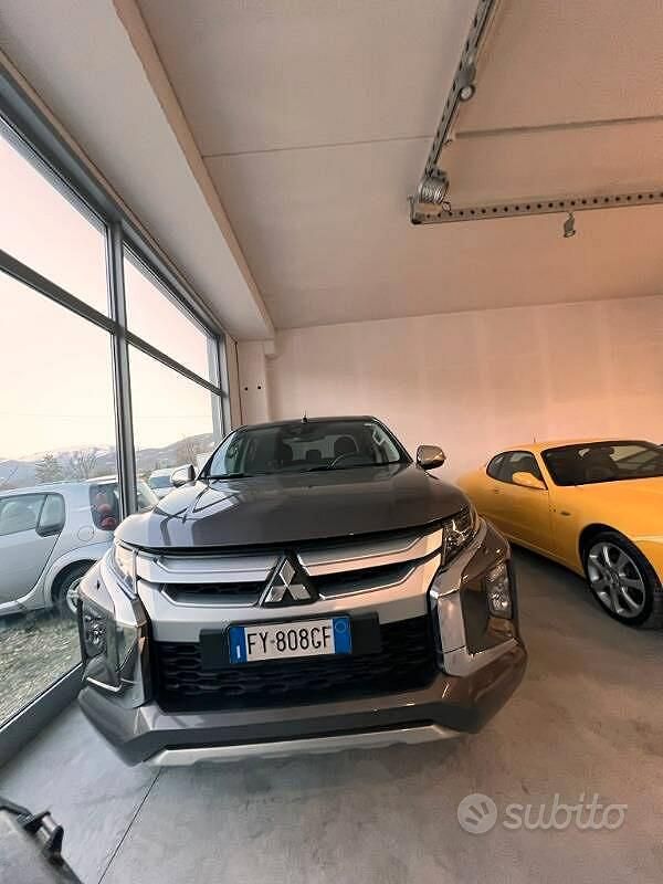 Nessuno(met.) Usata 2019 Mitsubishi L200 Inform Pick-up | 27.000 € (Buon prezzo) - Immagine 1/4