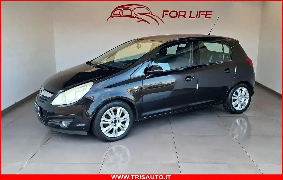 Usata Opel Corsa Cosmo 80 CV (58 kW) 2009 Nero Berlina