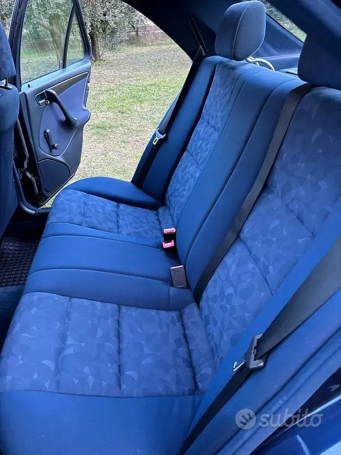 Usata Mercedes C180 122 CV (89 kW) 1999 Bluazzurro Berlina
