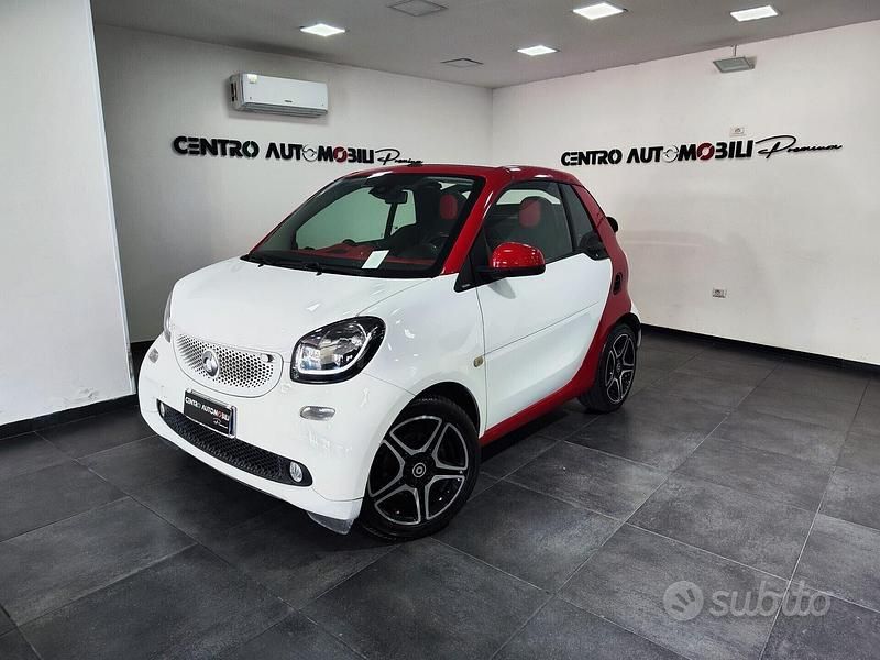 Usata Smart ForTwo Cabrio Passion 90 CV (66 kW) 2016 Bianco Cabrio