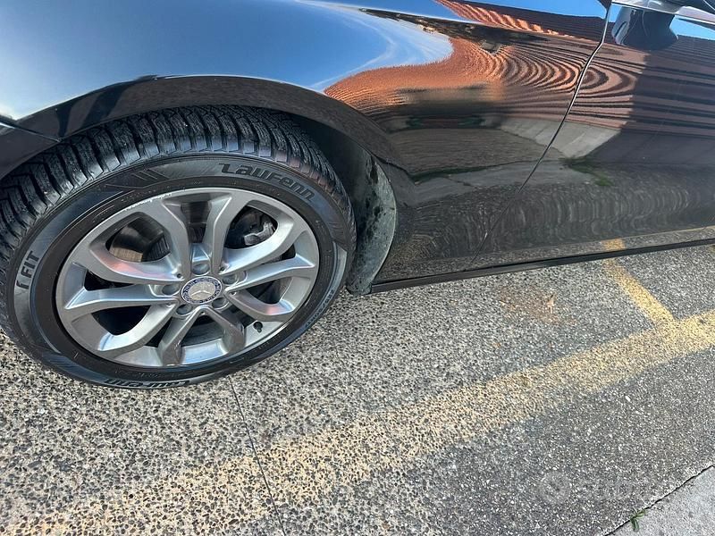 Usata Mercedes 220 2017 Nero Berlina