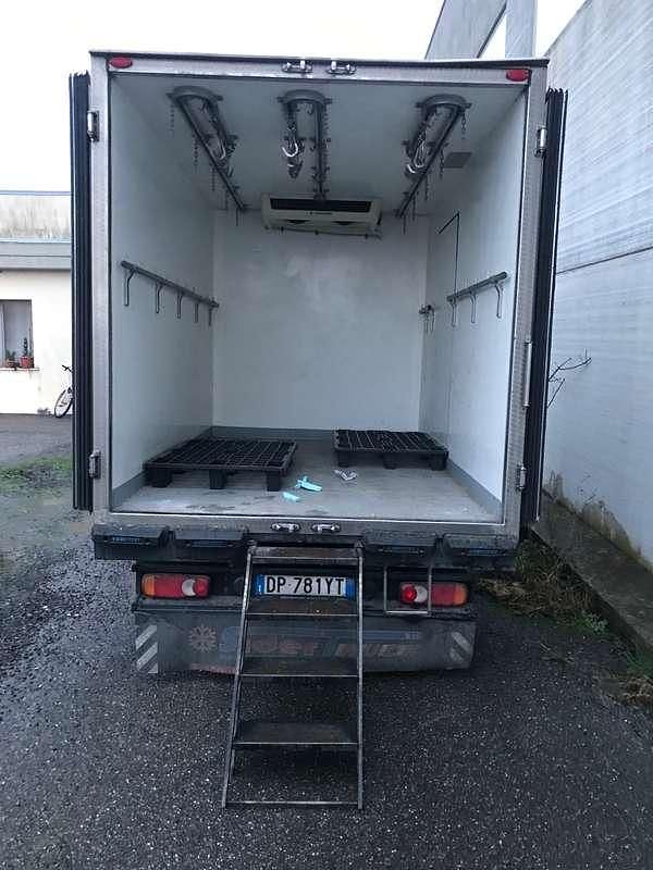 Usata Nissan Cabstar 110 CV (80 kW) 2008 Rosso Pick-up