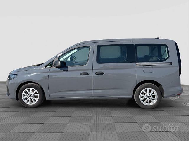 Usata Ford Tourneo Connect 122 CV (89 kW) 2025 Grigio Monovolume