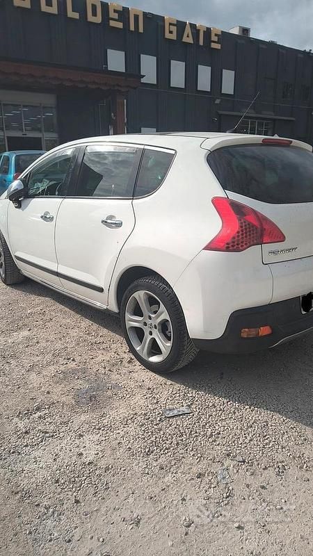 Usata Peugeot 3008 2011 Station wagon