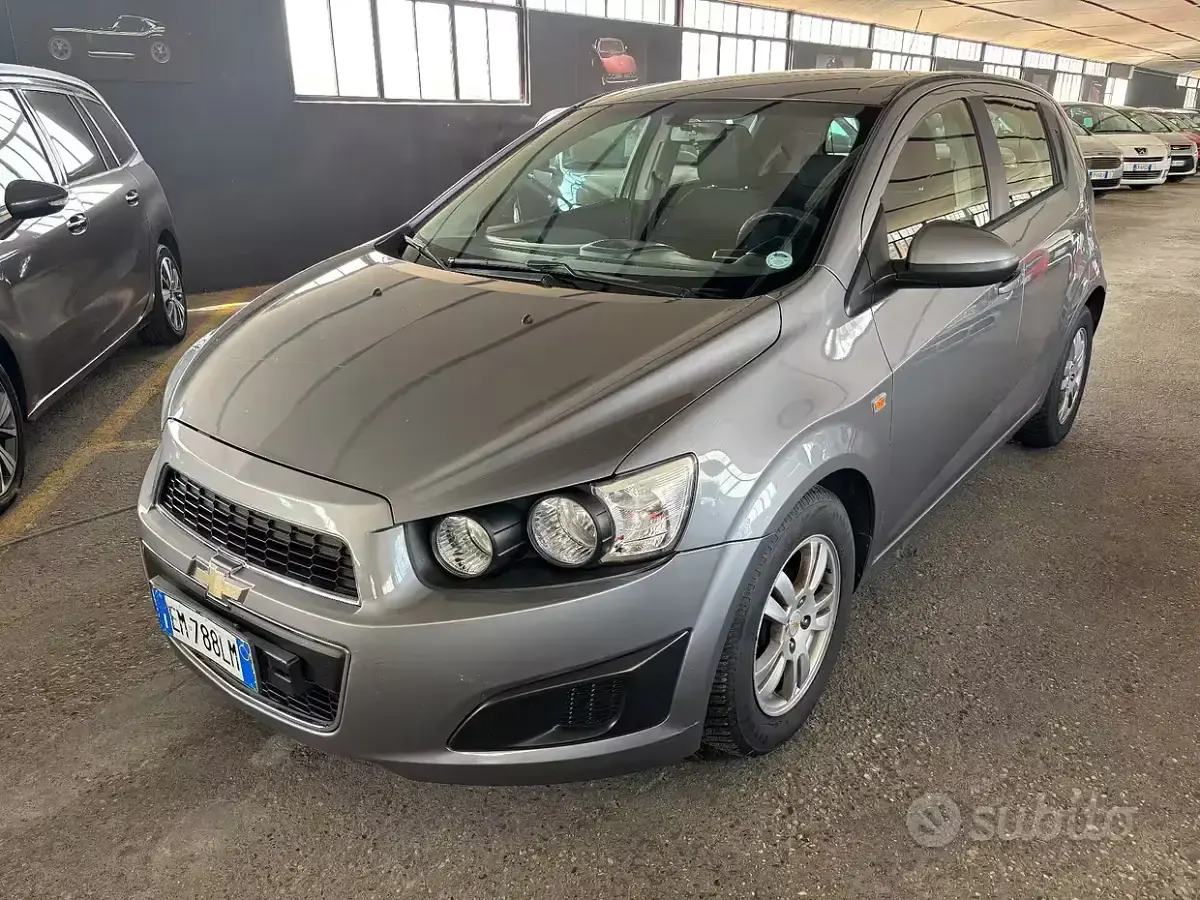 Usata Chevrolet Aveo LTZ 86 CV (63 kW) 2012 Grigio Berlina