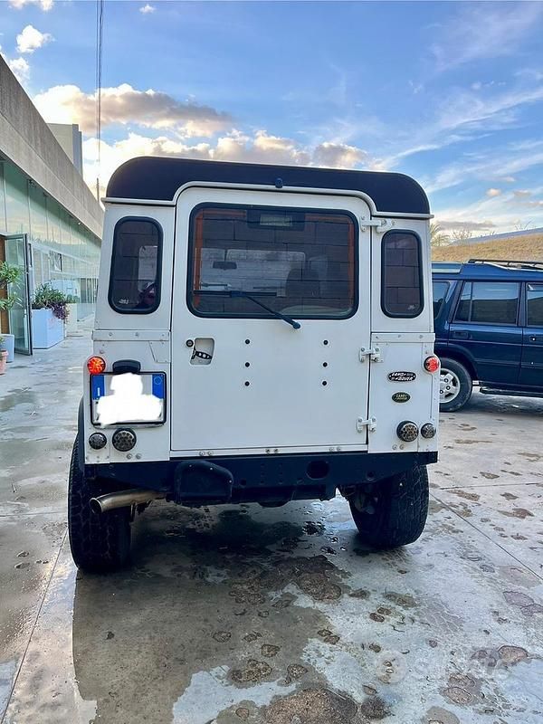 Usata Land Rover Defender 122 CV (89 kW) 2005 Bianco SUV