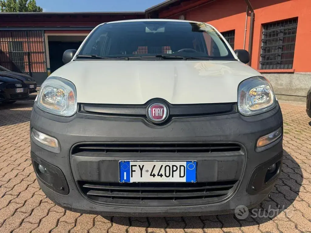Usata Fiat Panda Pop 69 CV (50 kW) 2019 Bianco Utilitaria