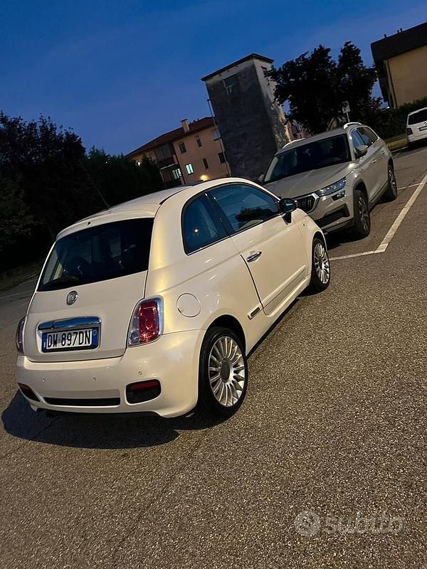 Usata Fiat 500 69 CV (50 kW) 2010 Bianco Utilitaria