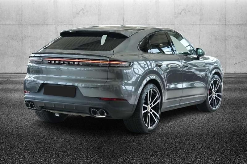 Gebraucht Porsche Cayenne 475 PS (349 kW) 2023 Grau SUV