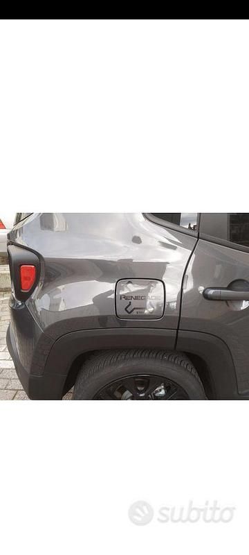 Usata Jeep Renegade 130 CV (95 kW) 2023 Grigio SUV