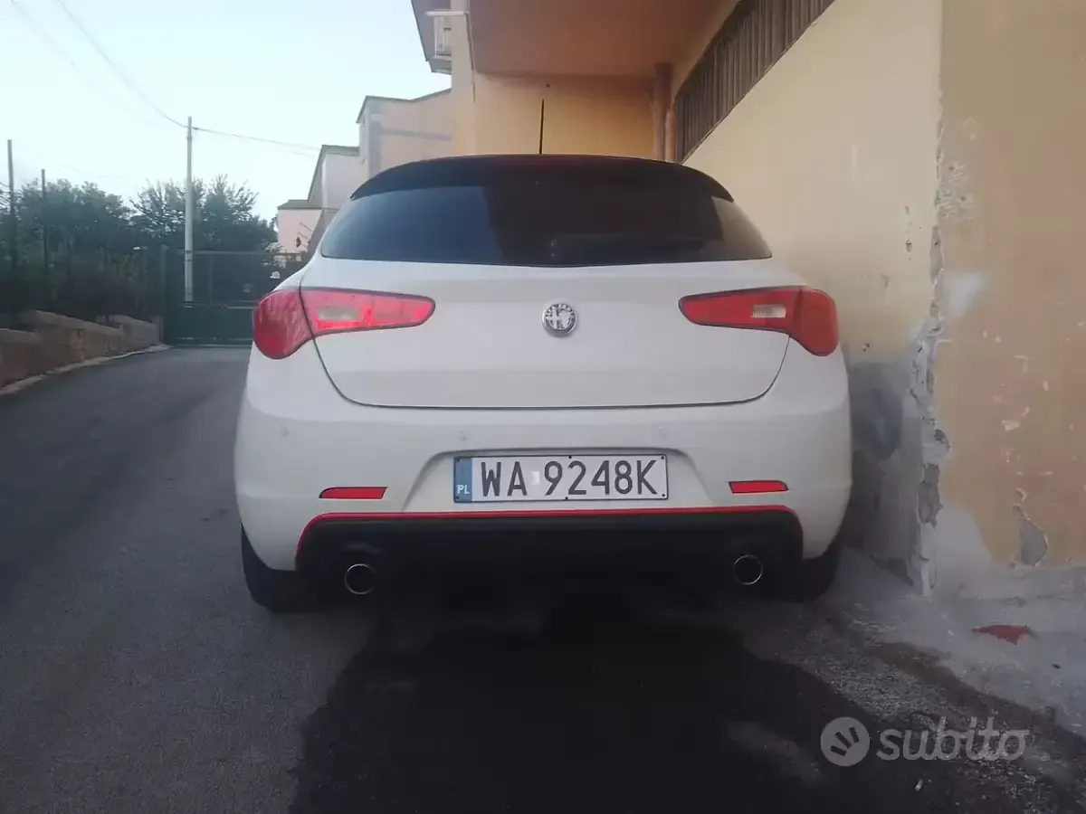Usata Alfa Romeo Giulietta 170 CV (125 kW) 2013 Utilitaria