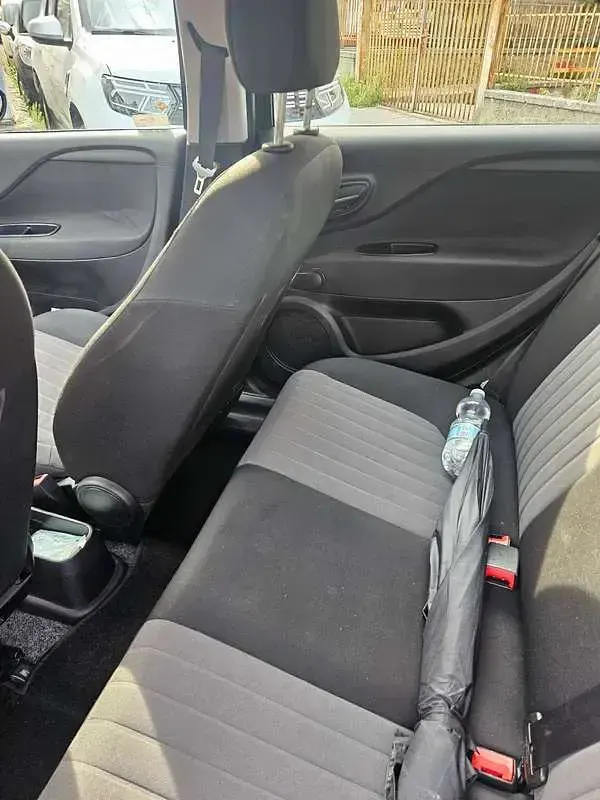 Usata Fiat Grande Punto 77 CV (56 kW) 2018 Utilitaria