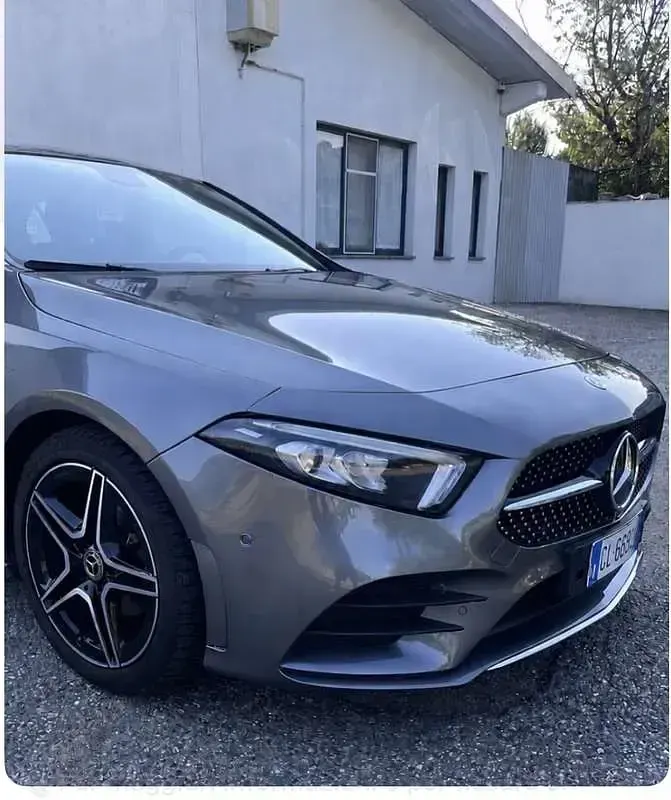 Usata Mercedes CLA180 Premium 116 CV (85 kW) 2019 Coupé