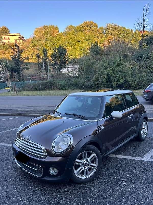 Usata Mini Cooper D 111 CV (81 kW) 2012 Utilitaria