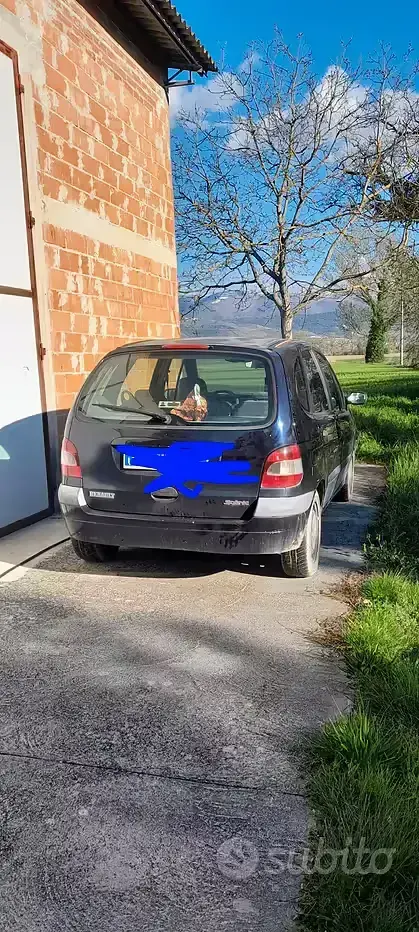 Usata Renault Mégane II 107 CV (78 kW) 2004 Blu Berlina