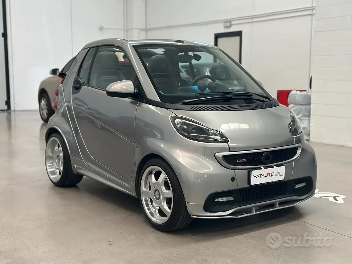 Usata Smart ForTwo Cabrio Brabus 102 CV (75 kW) 2013 Grigio Cabrio