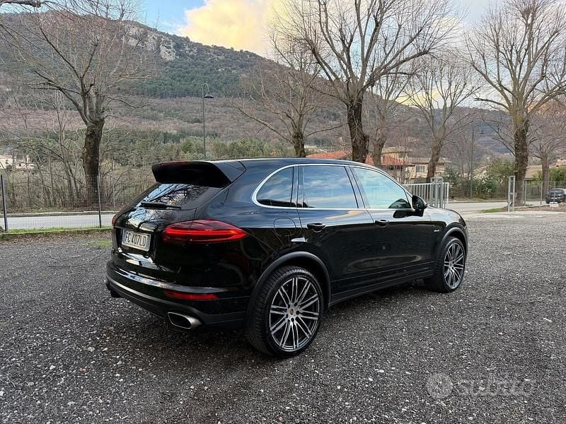 Usata Porsche Cayenne 250 CV (183 kW) 2016 Nero SUV