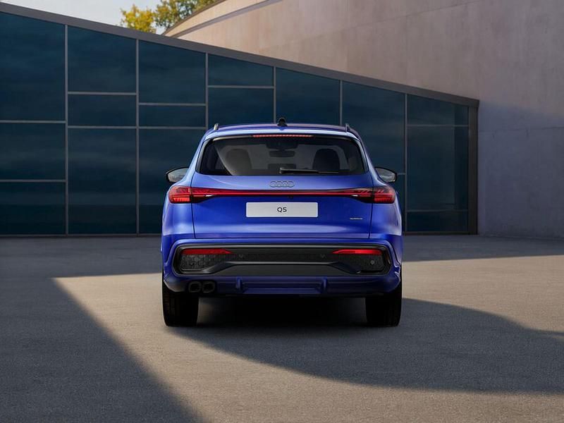 Nuova Audi Q5 S-Line 204 CV (150 kW) 2026 Blu ultra metallizzato SUV