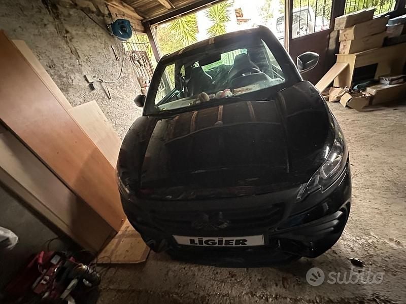 Usata Ligier JS50 2024 Nero Utilitaria