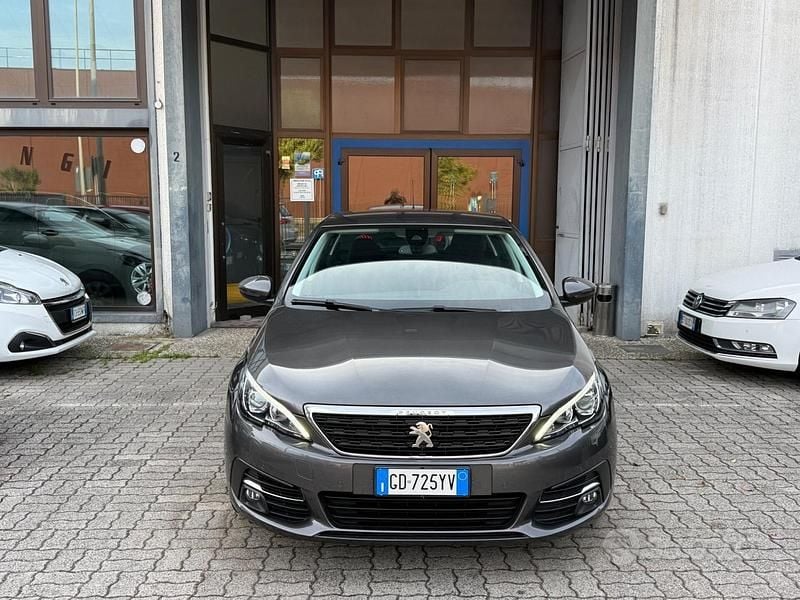 Usata Peugeot 308 GT 130 CV (95 kW) 2021 Grigio Berlina