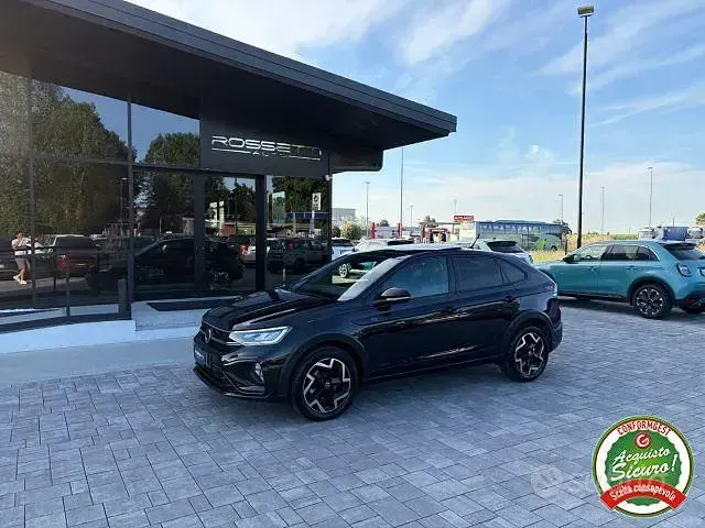 Usata VW Taigo R-line 116 CV (85 kW) 2025 Nero SUV