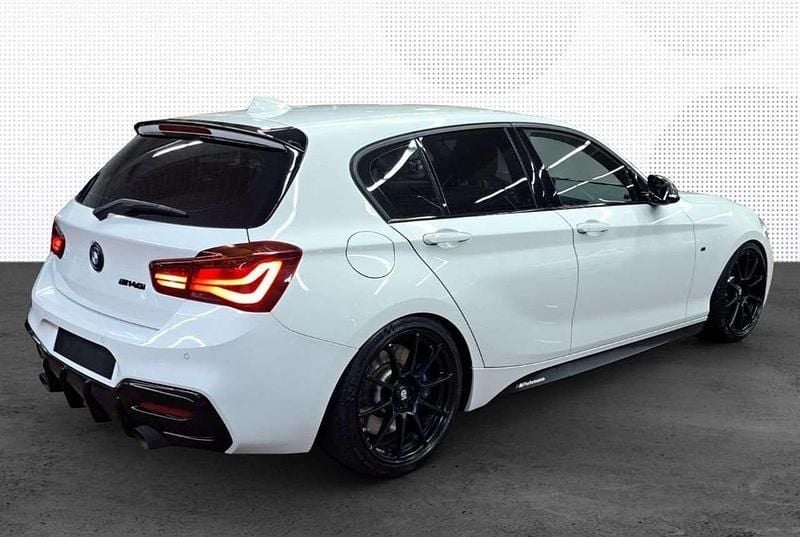 Usata BMW M140 M Sport 340 CV (250 kW) 2018 Alpinweiss iii Utilitaria