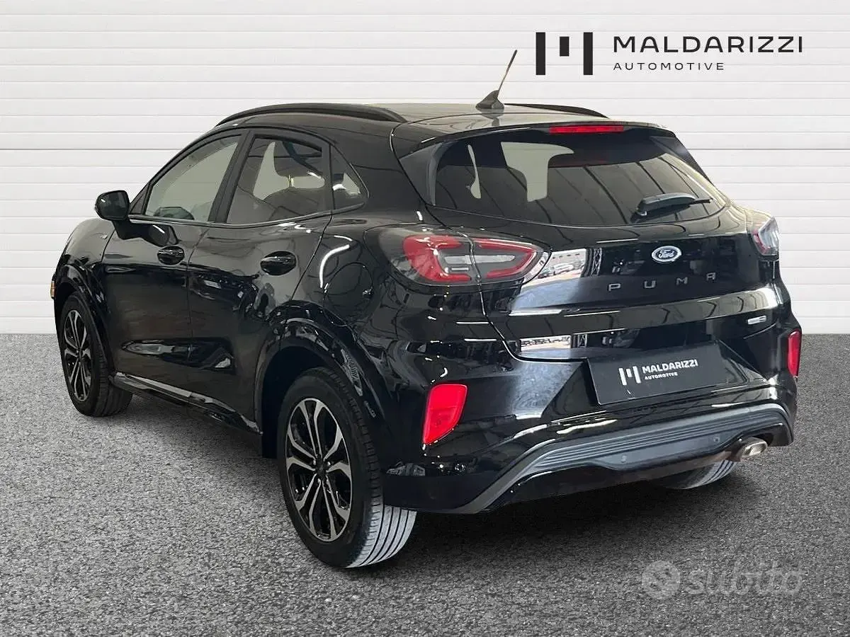 Usata Ford Puma ST-Line 125 CV (91 kW) 2020 Nero SUV