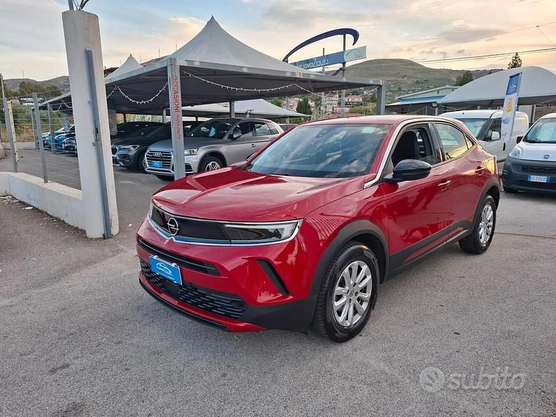 Rosso Usata 2021 Opel Mokka Edition SUV | 13.900 € (Buon prezzo) - Immagine 1/4