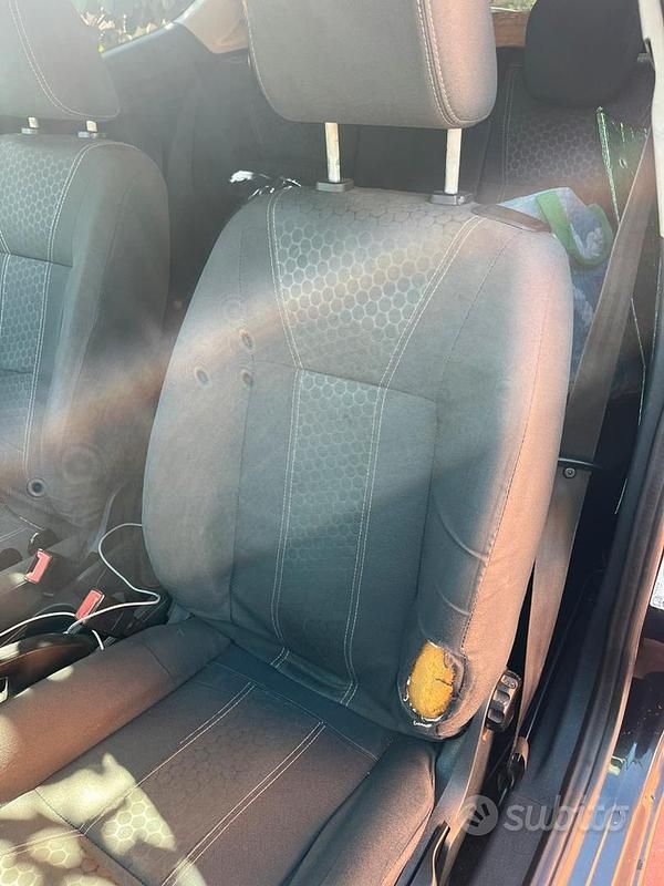 Usata Ford Fiesta Titanium 68 CV (50 kW) 2009 Nero Utilitaria