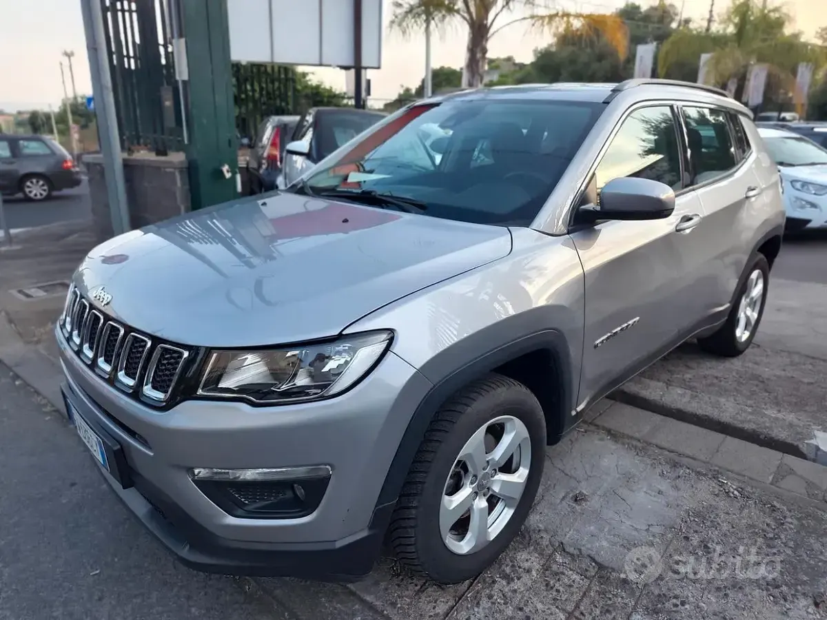 Usata Jeep Compass Longitude 140 CV (102 kW) 2019 Grigio SUV