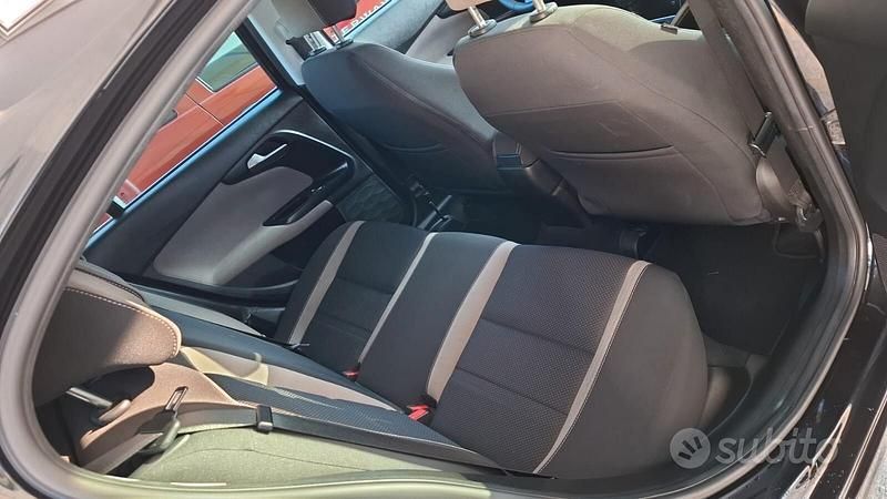 Usata Fiat Tipo Lounge 120 CV (88 kW) 2016 Nero Berlina