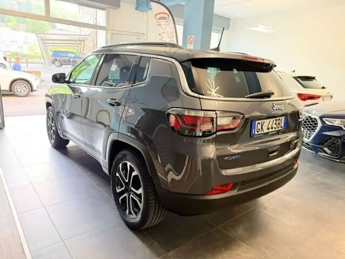 Usata Jeep Compass Limited 131 CV (96 kW) 2022 Grigio SUV