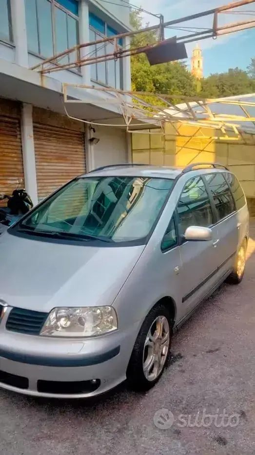 Usata Seat Alhambra 140 CV (102 kW) 2009 Monovolume