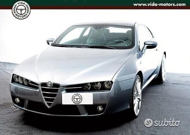 Usata Alfa Romeo Brera 260 CV (191 kW) 2006 Argento Coupé