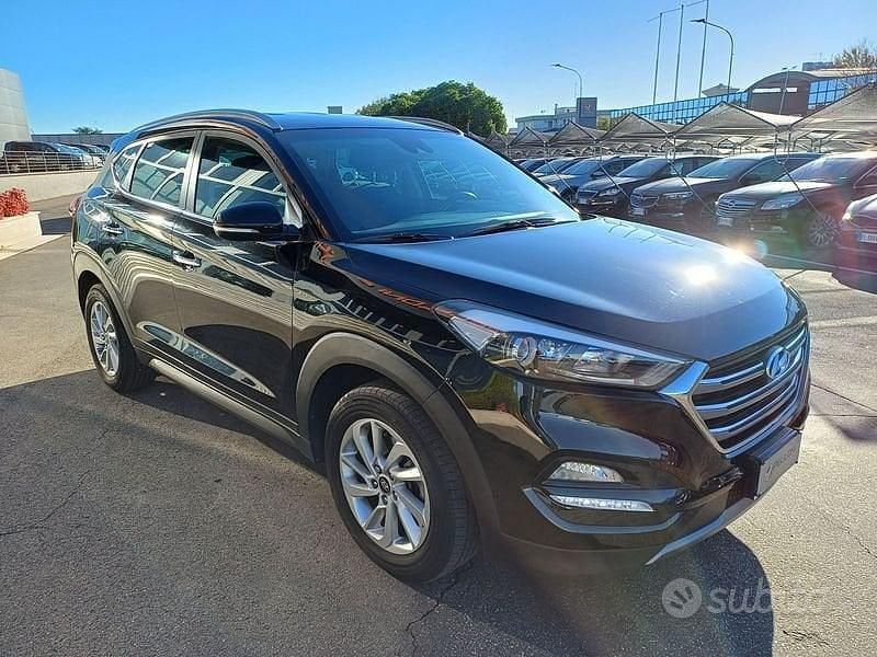 Usata Hyundai Tucson Xpossible 141 CV (103 kW) 2016 Nero SUV