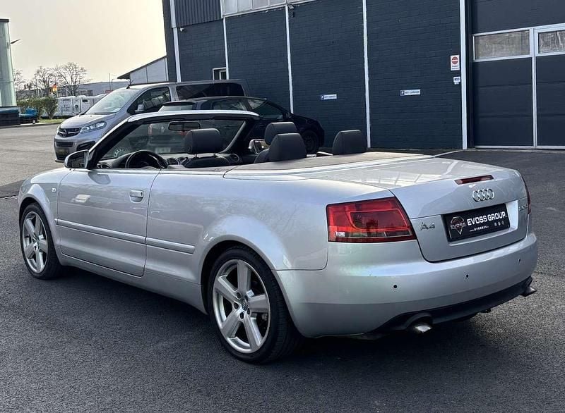 Usata Audi A4 Cabriolet 140 CV (102 kW) 2007 Argento Cabrio