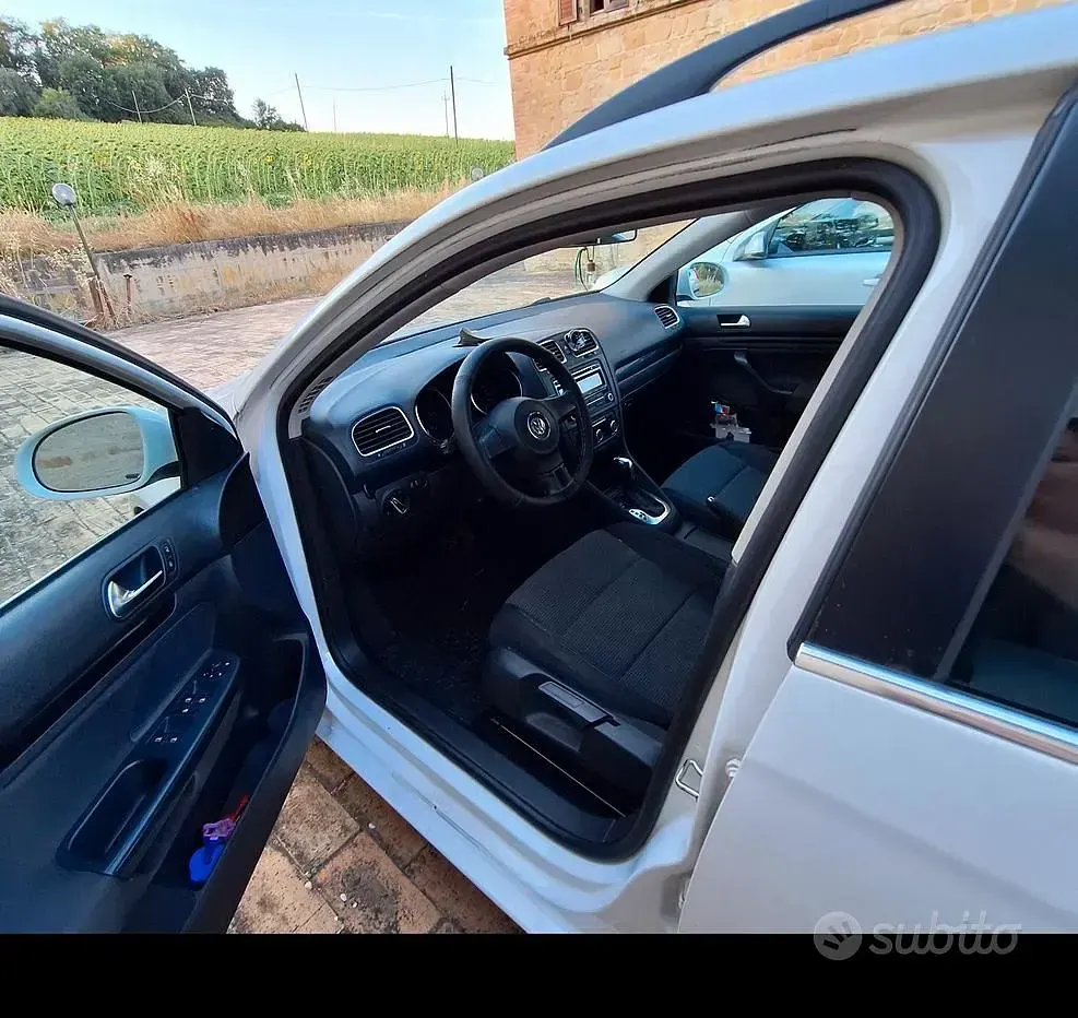 Usata VW Golf VII 105 CV (77 kW) 2012 Bianco Station wagon
