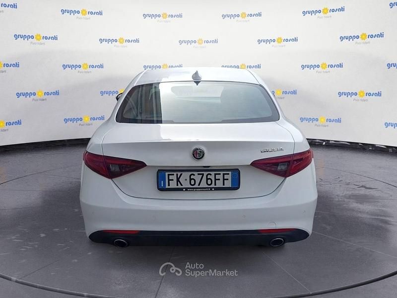 Usata Alfa Romeo Giulia Super 179 CV (131 kW) 2017 Other Berlina