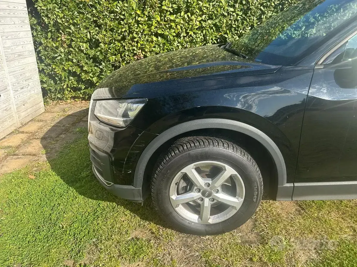 Usata Audi Q2 Business 116 CV (85 kW) 2017 Nero SUV
