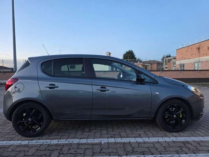 Usata Opel Corsa 75 CV (55 kW) 2018 Grigio Utilitaria