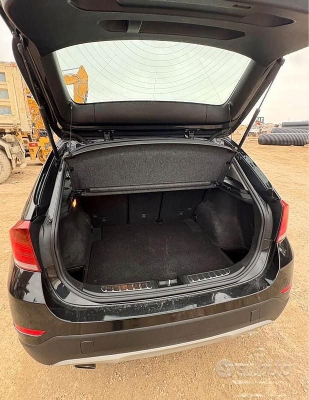 Usata BMW X1 143 CV (105 kW) 2015 Nero SUV