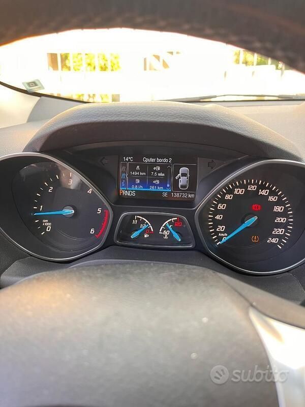 Usata Ford Kuga 150 CV (110 kW) 2016 Bianco SUV