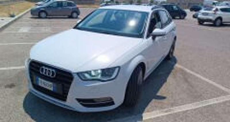 Usata Audi A3 Attraction 110 CV (80 kW) 2015 Berlina