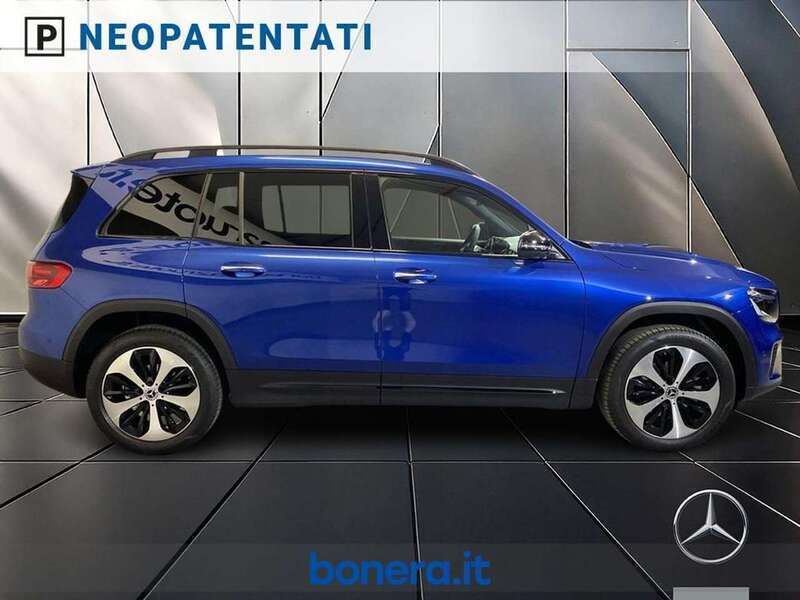 Nuevo Mercedes GLB180 Advanced Plus 116 CV (85 kW) 2025 Azul SUV