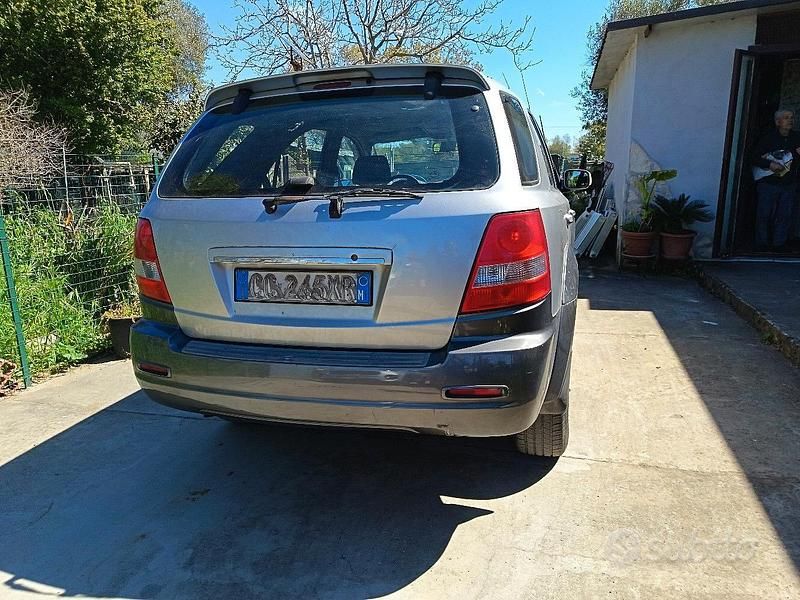 Usata Kia Sorento 140 CV (102 kW) 2002 Grigio SUV
