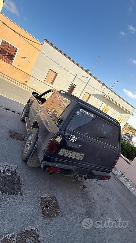 Usata Opel Frontera 116 CV (85 kW) 1997 Blu SUV