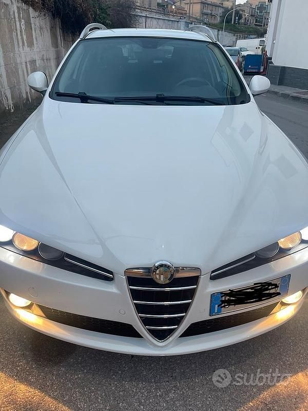 Usata Alfa Romeo 159 150 CV (110 kW) 2008 Bianco Station wagon